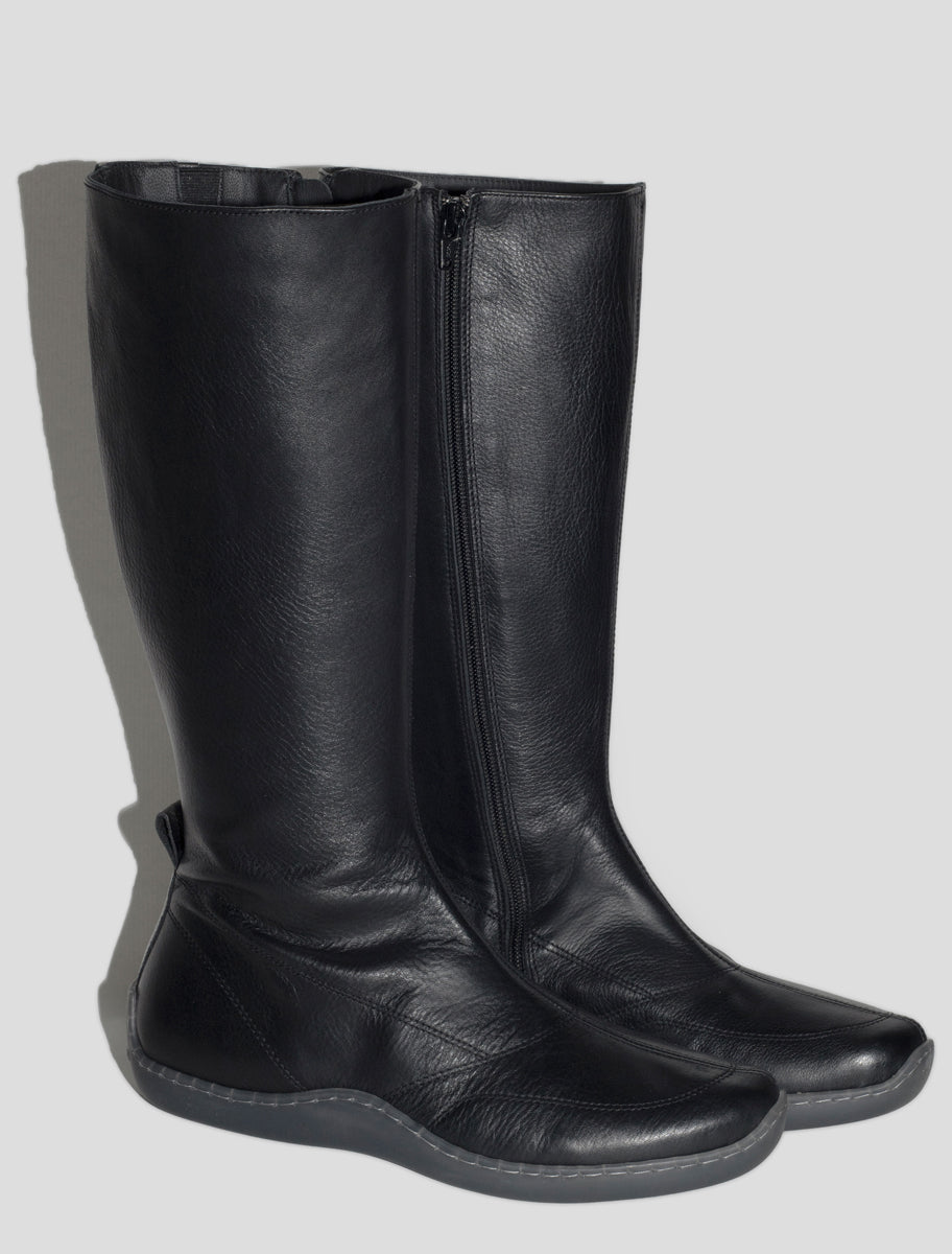 003km rubber sole high leg leather boots black