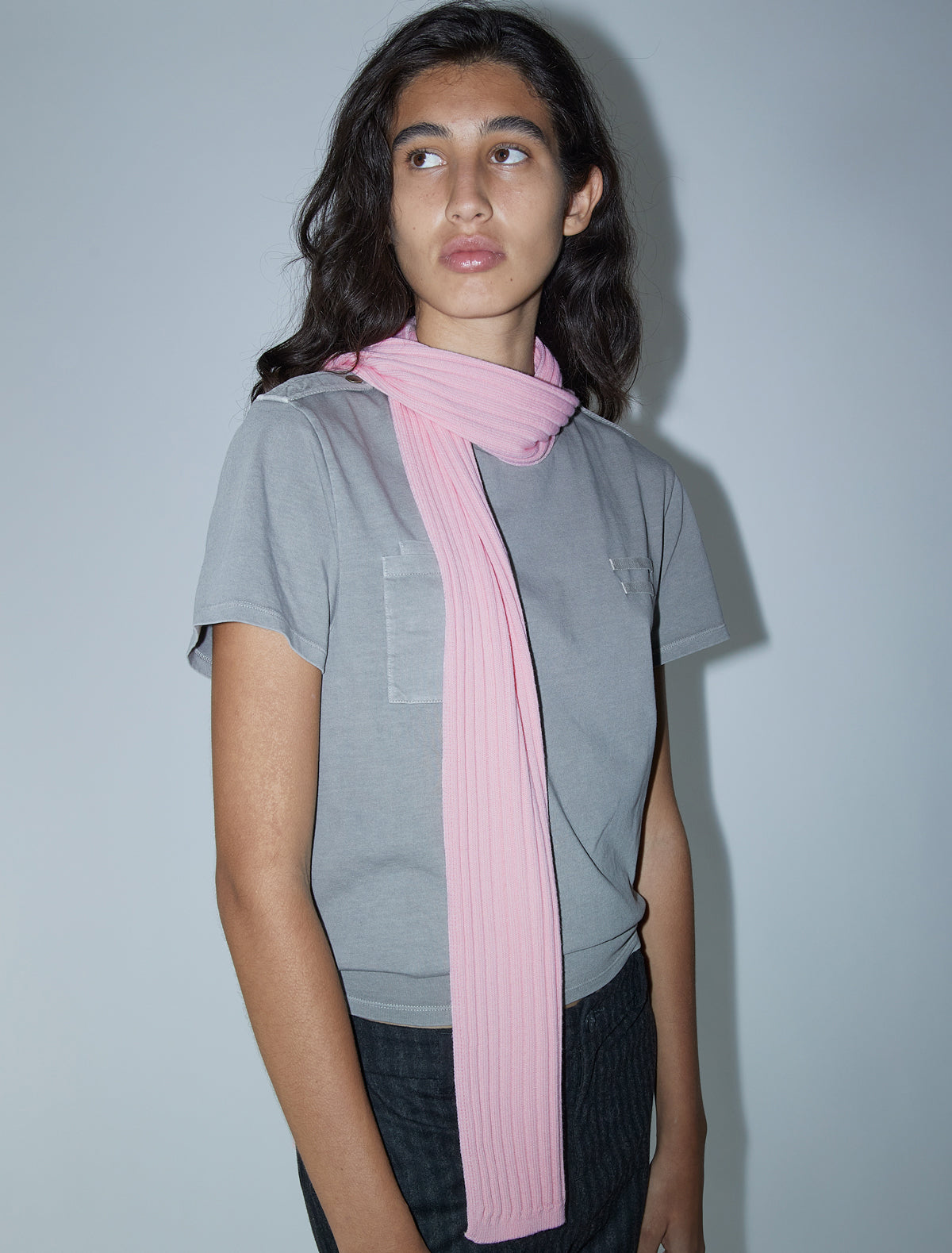 Spaghetti ribbed multiposition scarf buttons pink