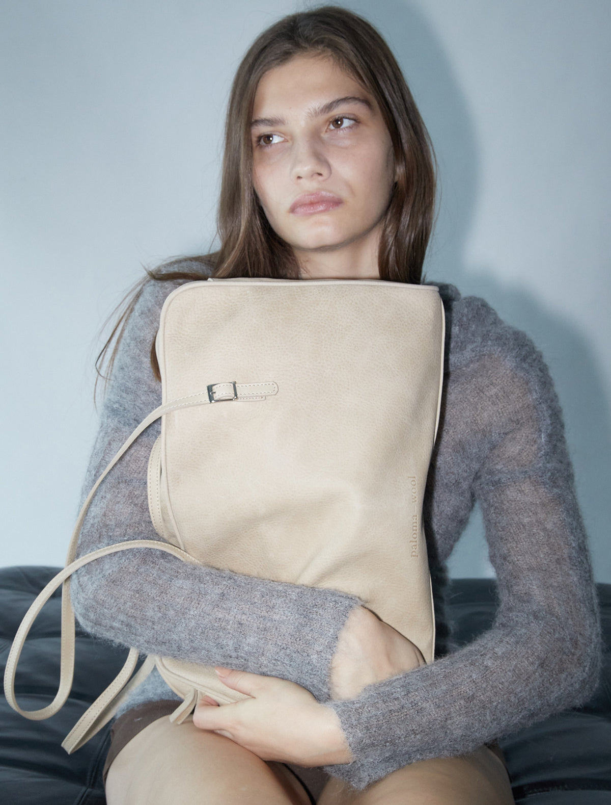 Soft caye leather bag beige