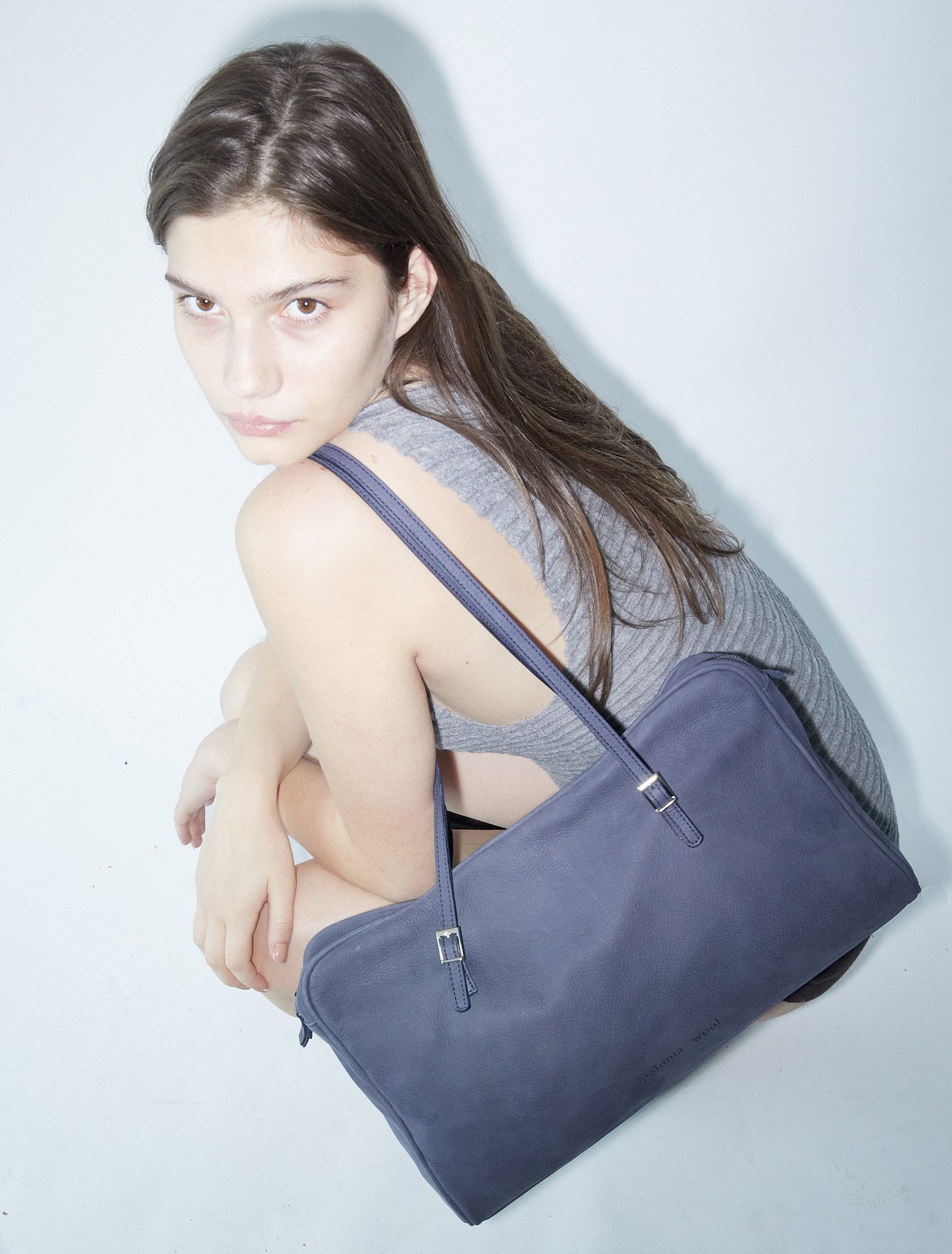 Soft caye leather bag navy