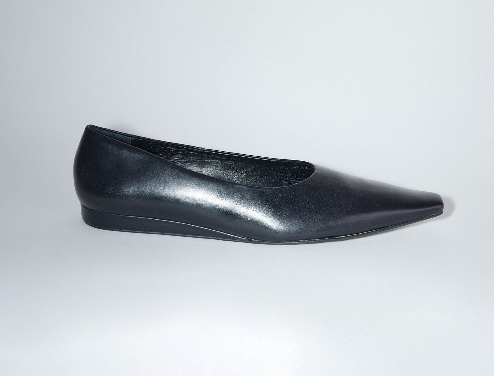 Luella rectangular toe shoes mini wedge heel black