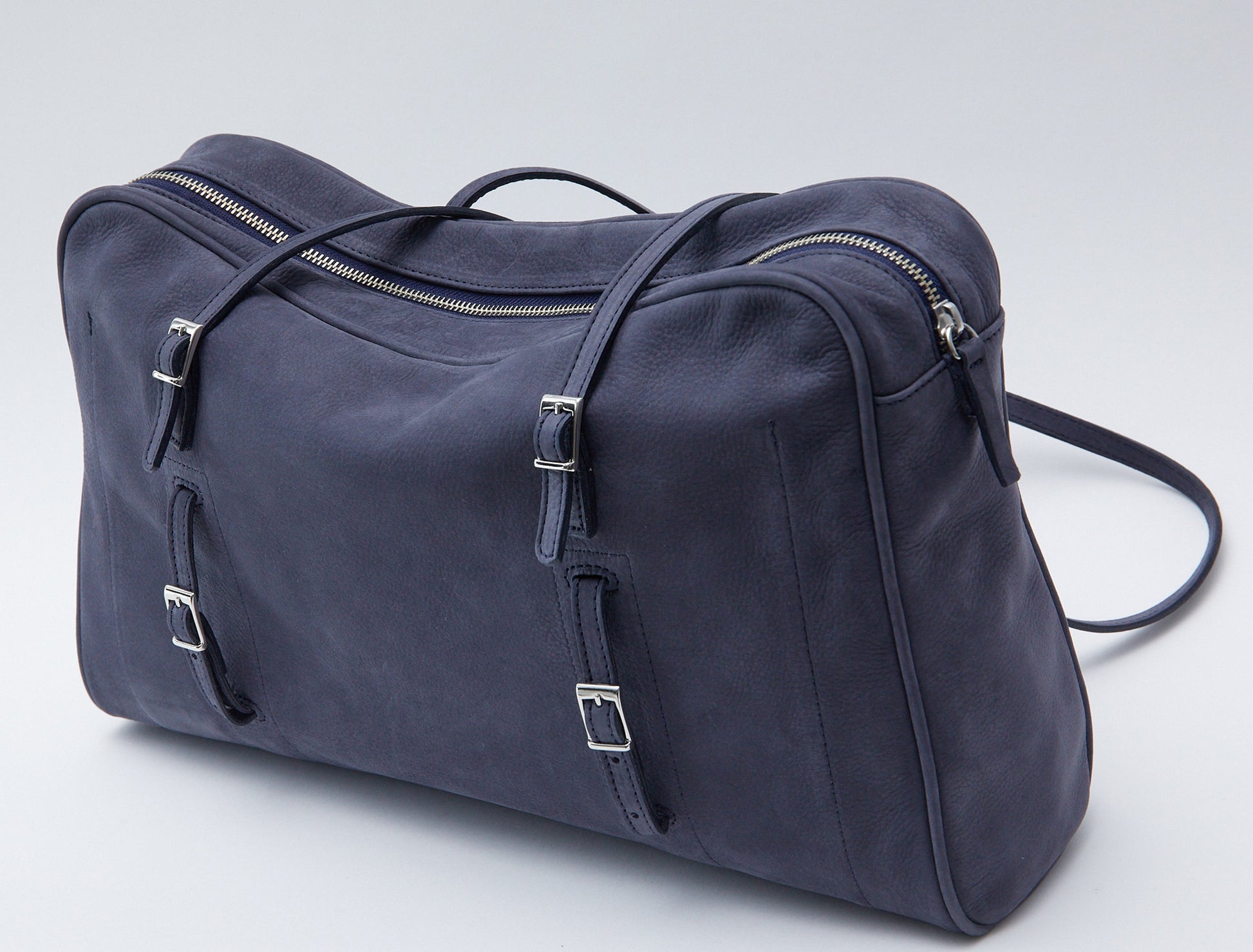 Soft caye leather bag navy