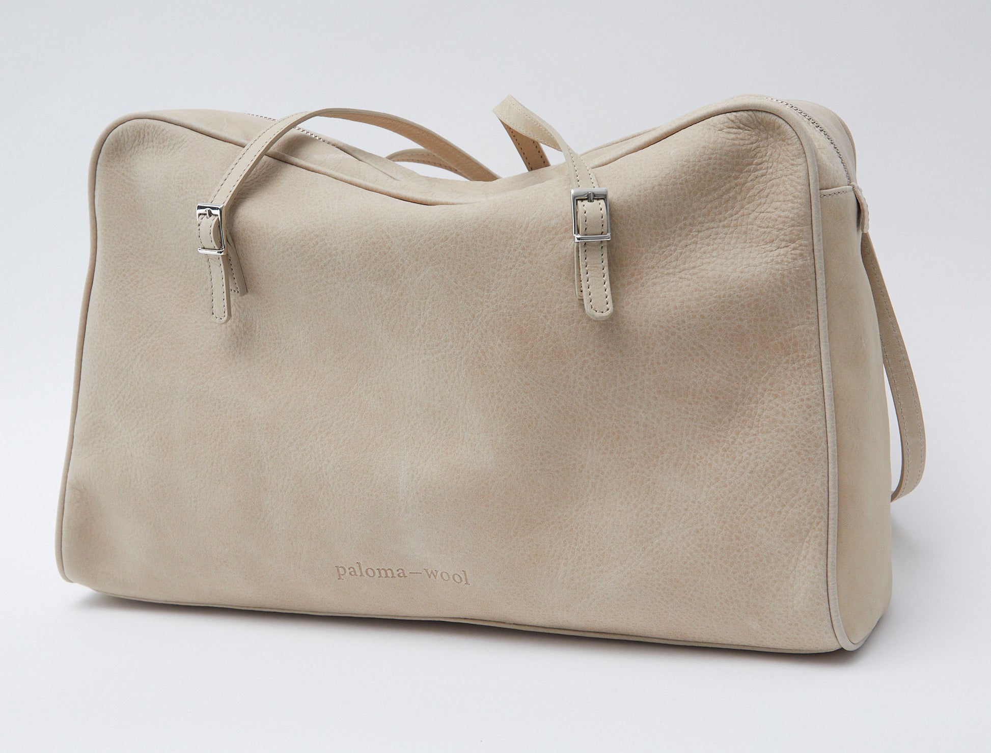 Soft caye leather bag beige