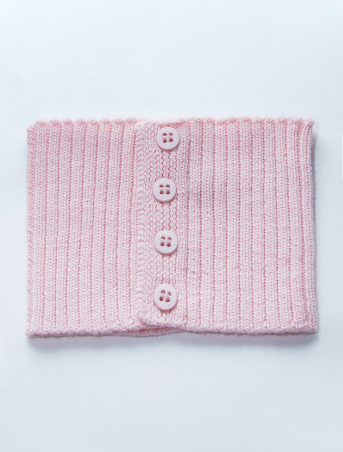 Nura knitted collar buttons pink