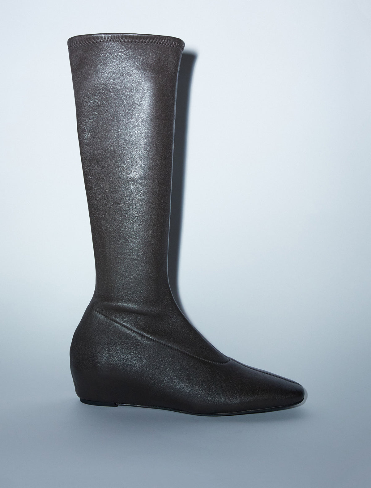 no 2338 / Fernanda Boot