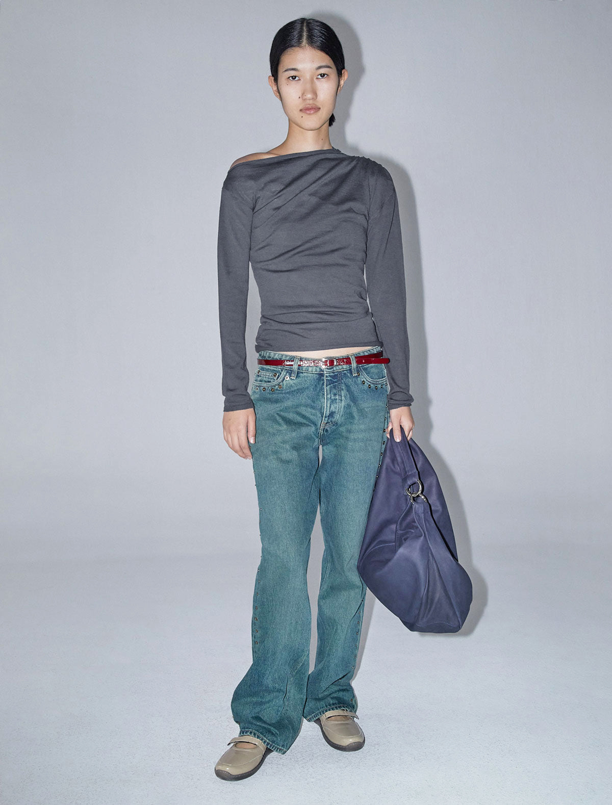 Latam asymmetric fitted wool sweater grey