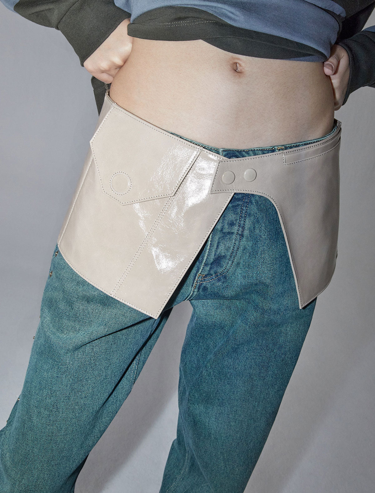 Paulina skirt style leather belt pockets beige