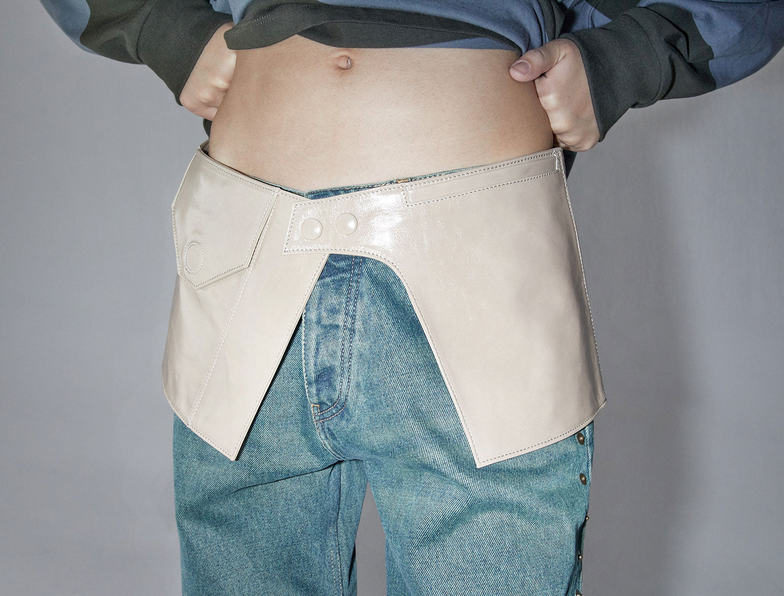 Paulina skirt style leather belt pockets beige