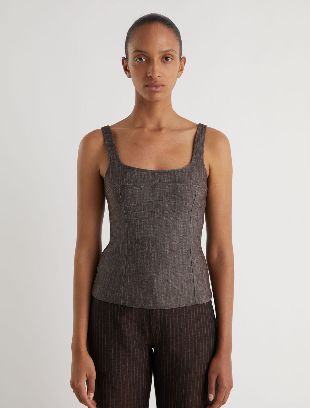 BONAIRE-Elastic strappy top with chest seam. Invisible side zipper
