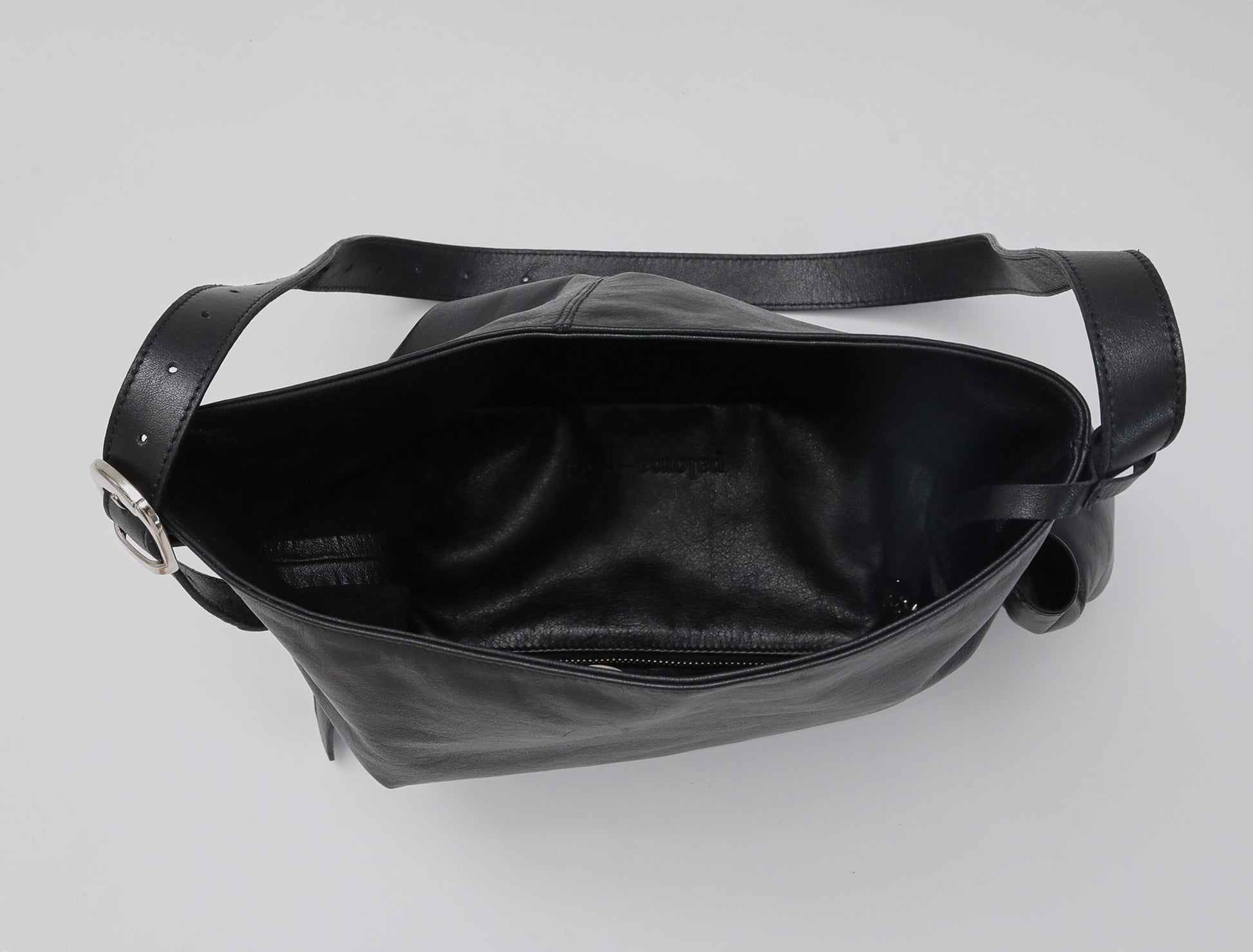 Mini campnou leather bag laptop black