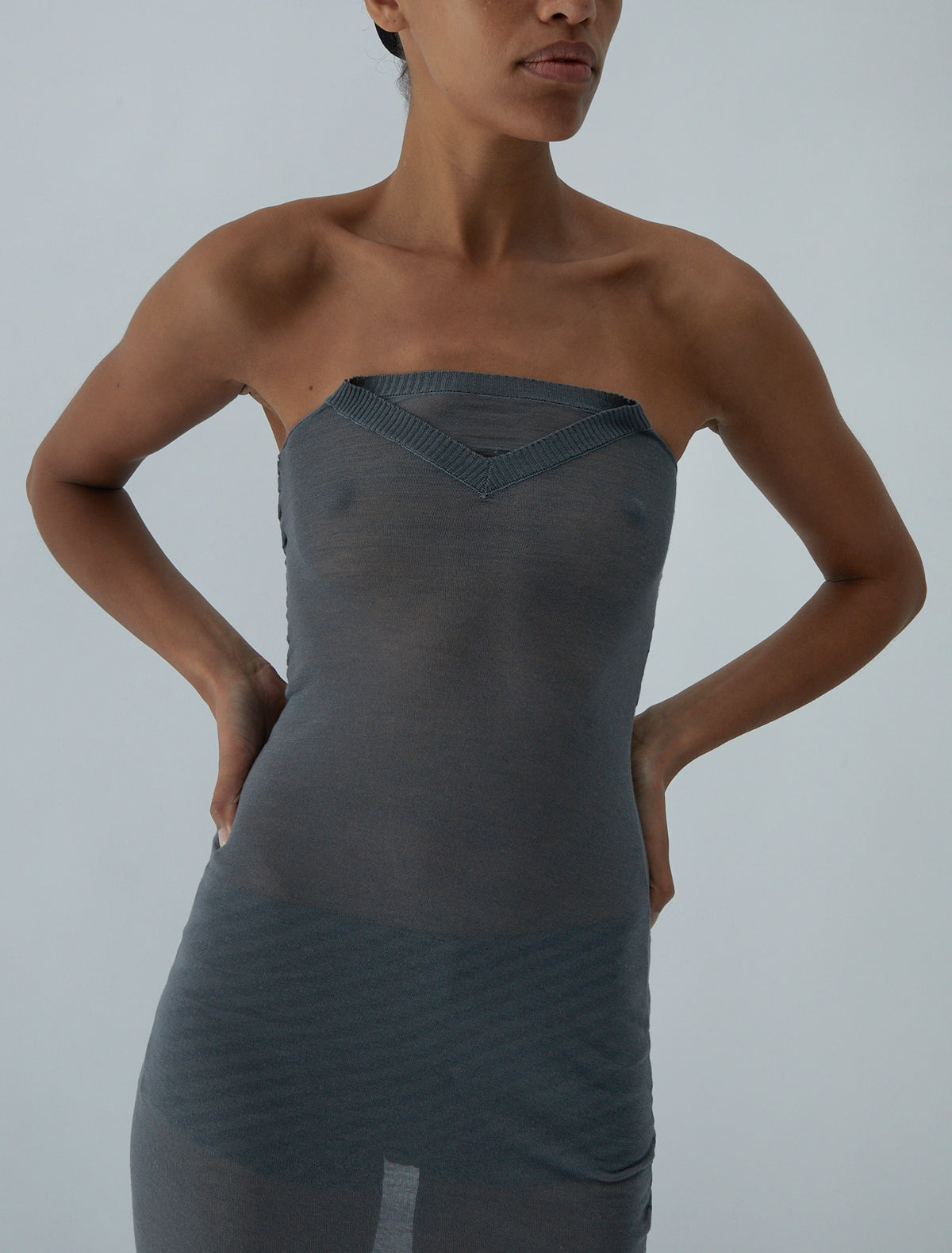 Folded v neck dress fitted bandeau folded top