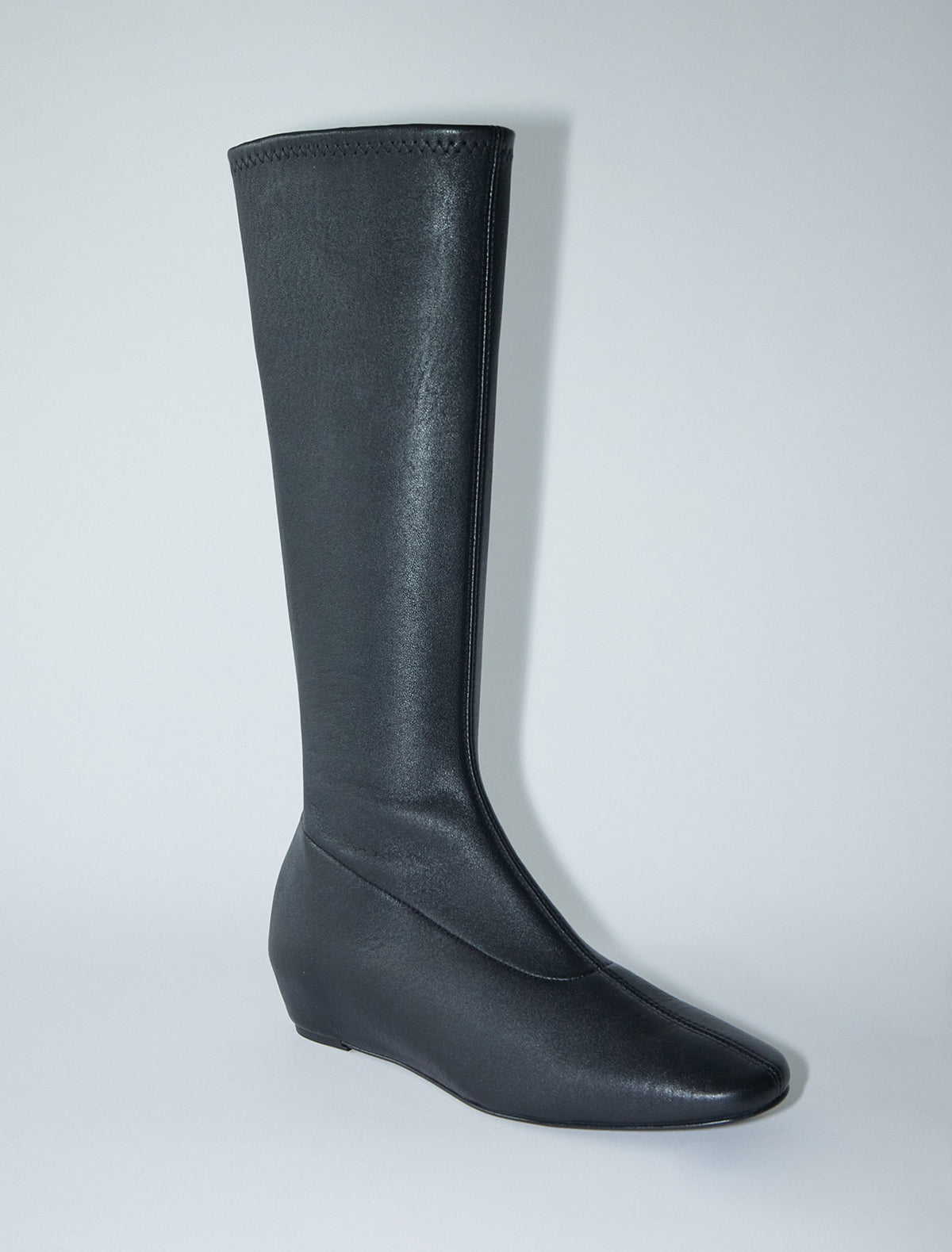 no 2338 / Fernanda Boot