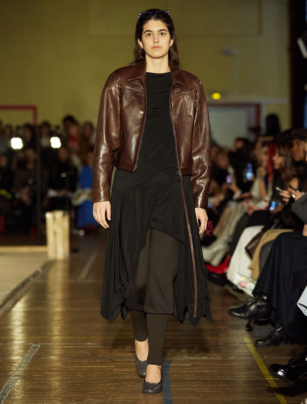 Banui fitted leather jacket zipper pockets brown