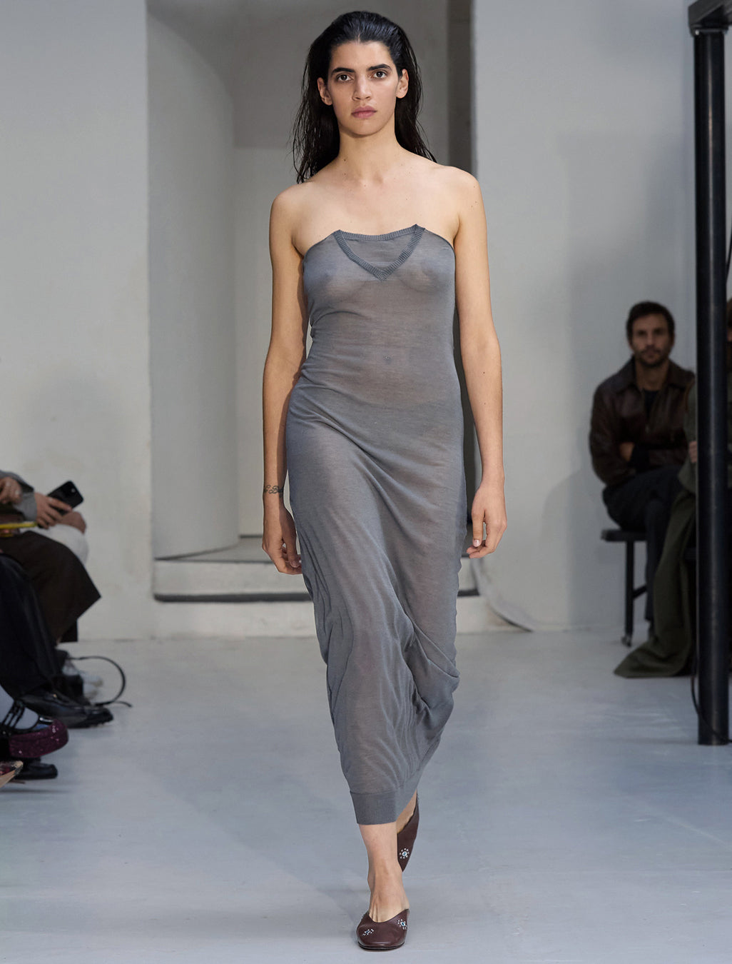 Folded v neck dress fitted bandeau folded top