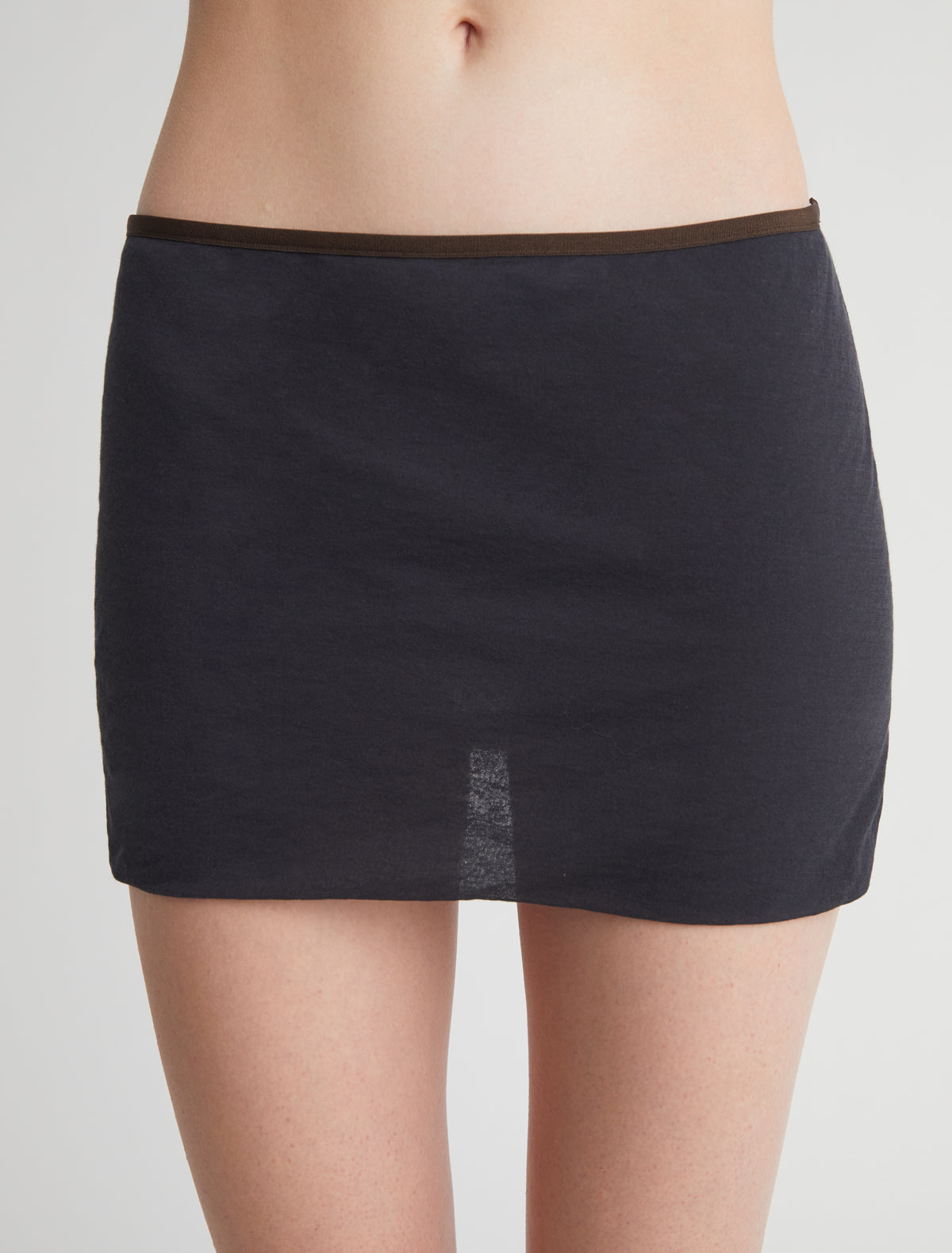 スカート andmary Tina mini skirt TINA-Dark grey mini skirt with a contrast ribbon trim detail at