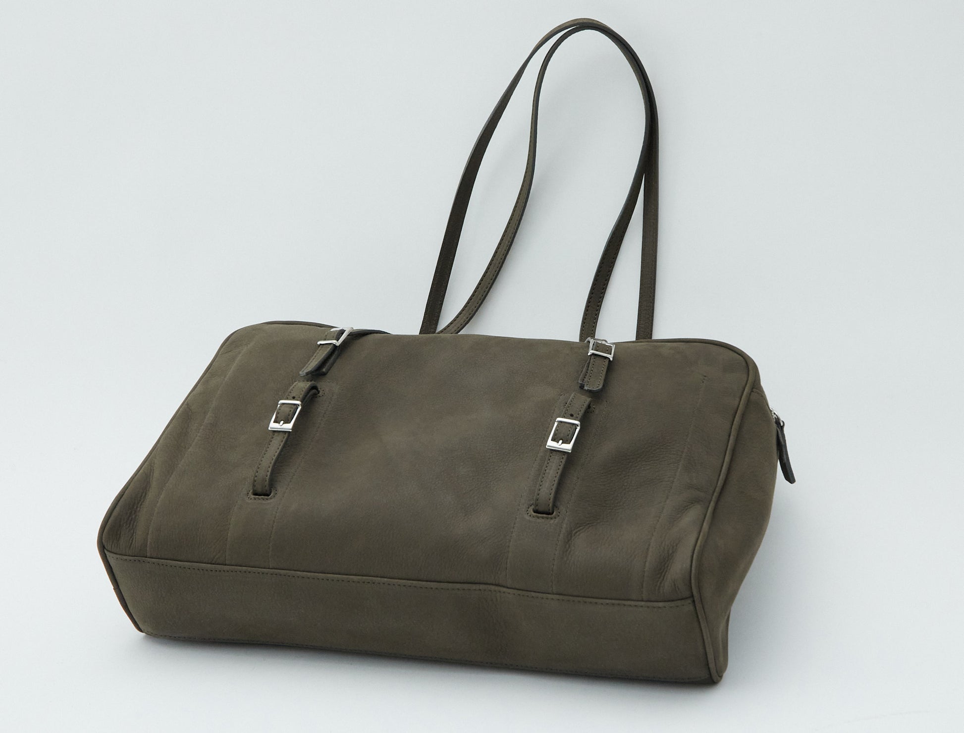 Soft caye leather bag khaki