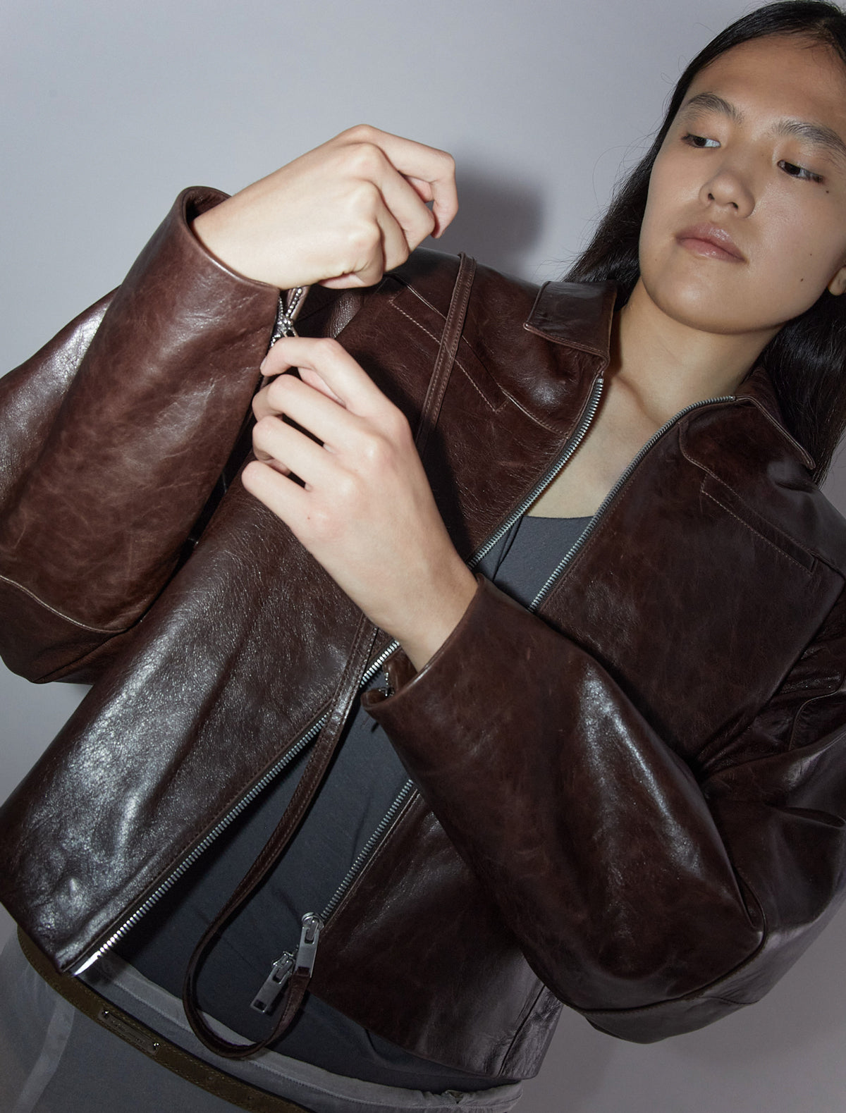 Banui fitted leather jacket zipper pockets brown