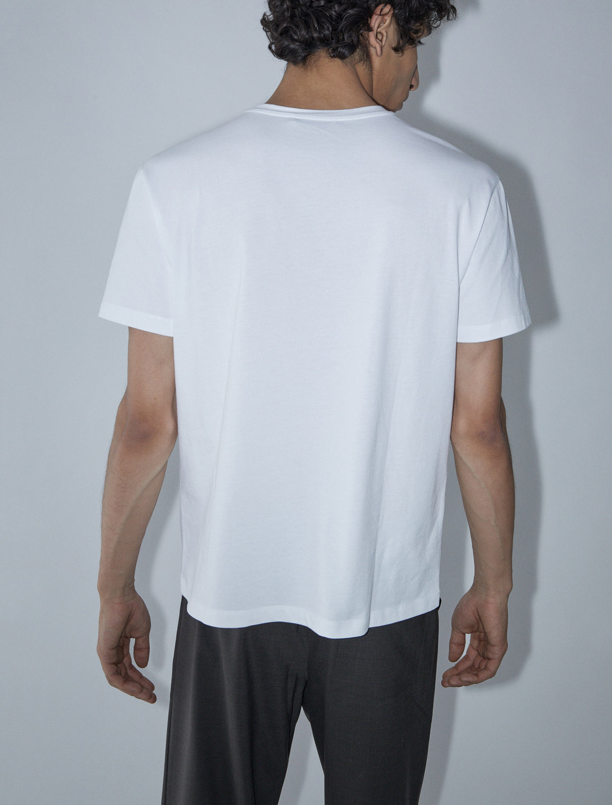 no 2435 / Amici B