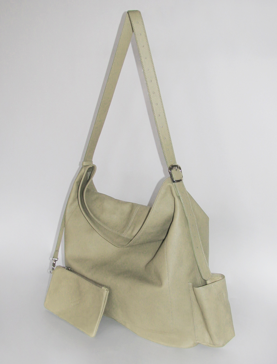 CAMP NOU Green XXL everyday leather bag