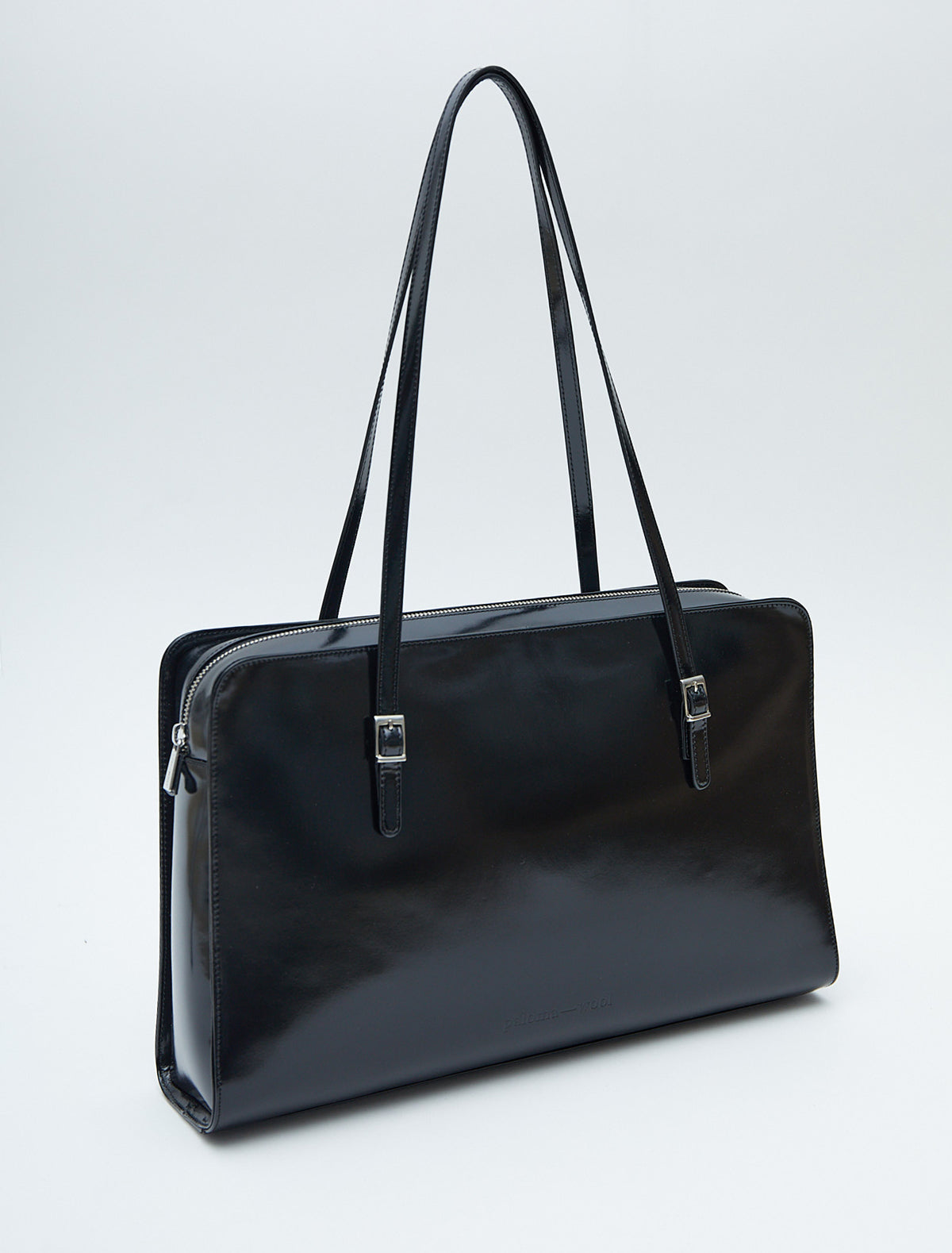 Caye new leather bag embossed logo black