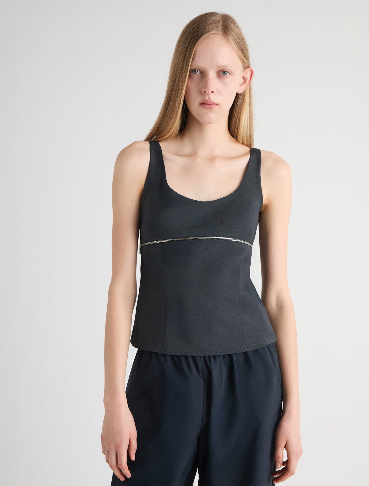 ISEE-Sleeveless top with a zipper detail under the bust – paloma wool
