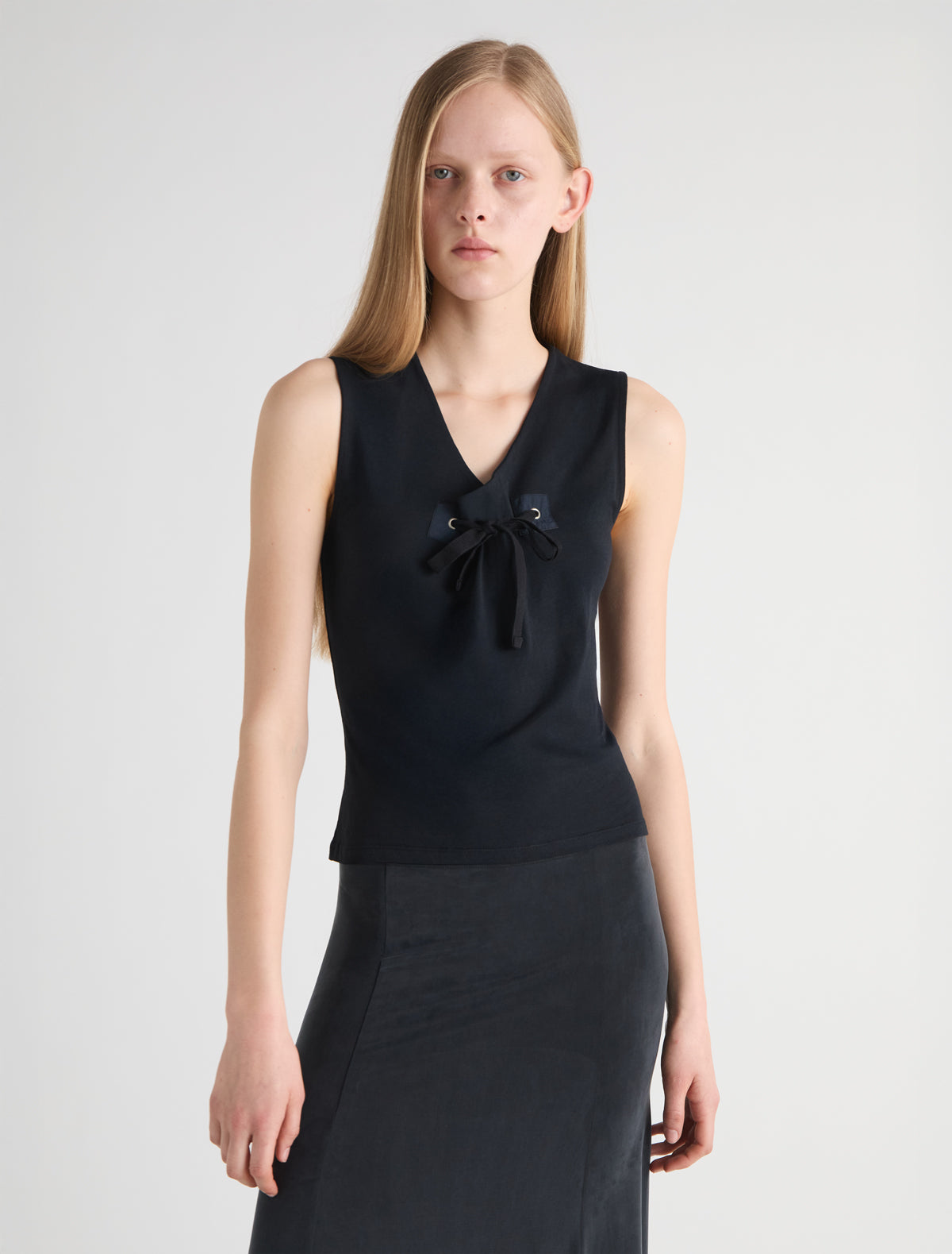 MANIR-Black sleeveless top with a chest patch detail – paloma wool