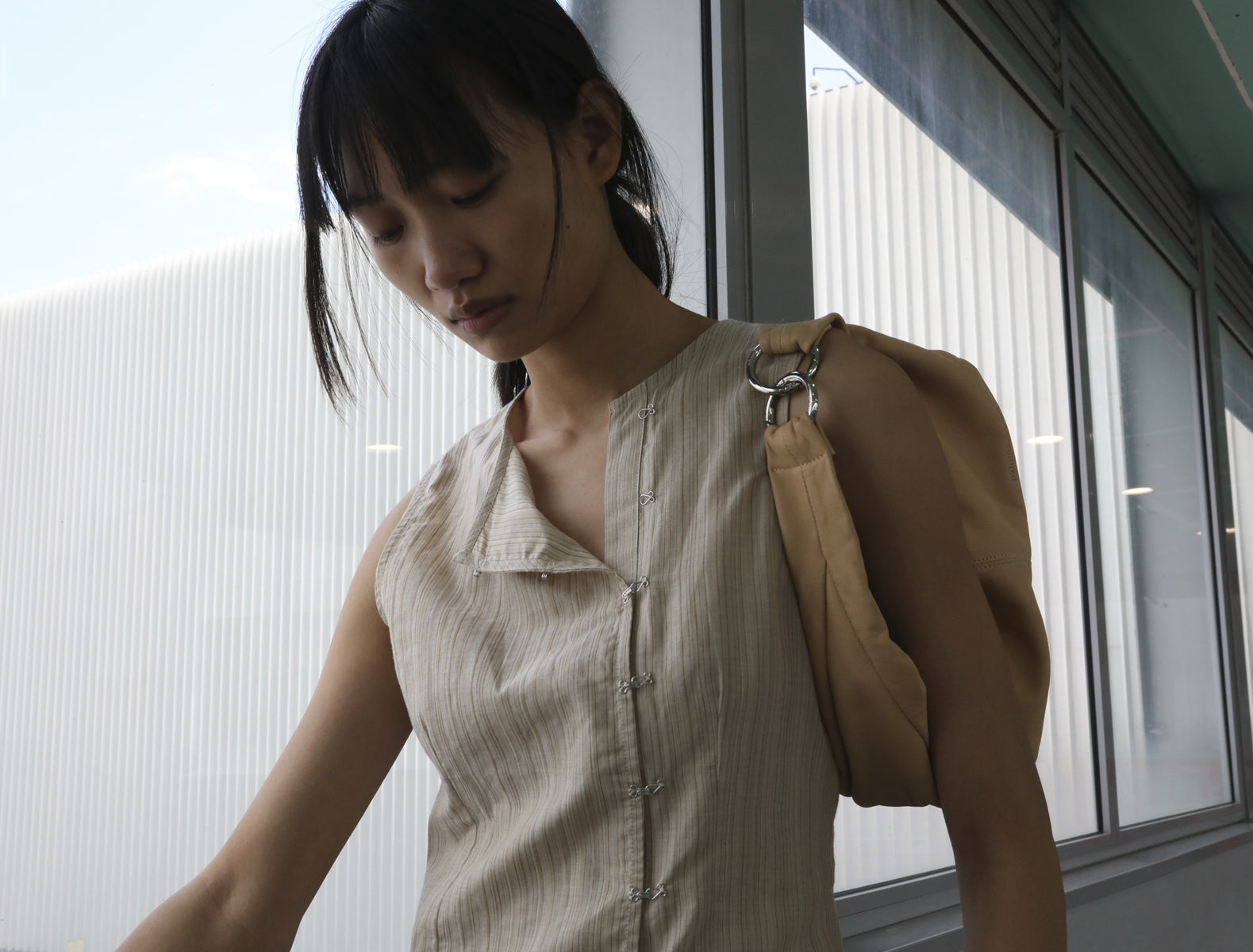 Mufi sleeveless striped top hook eye closure ecru