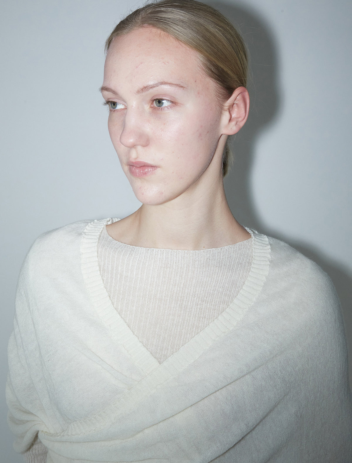 Elio ribbed sweater crossover piece white