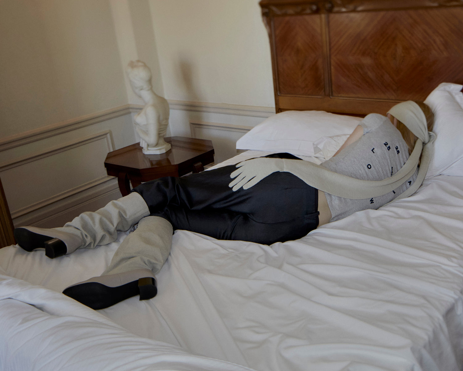 Victoria canvas loose shaft boot sand