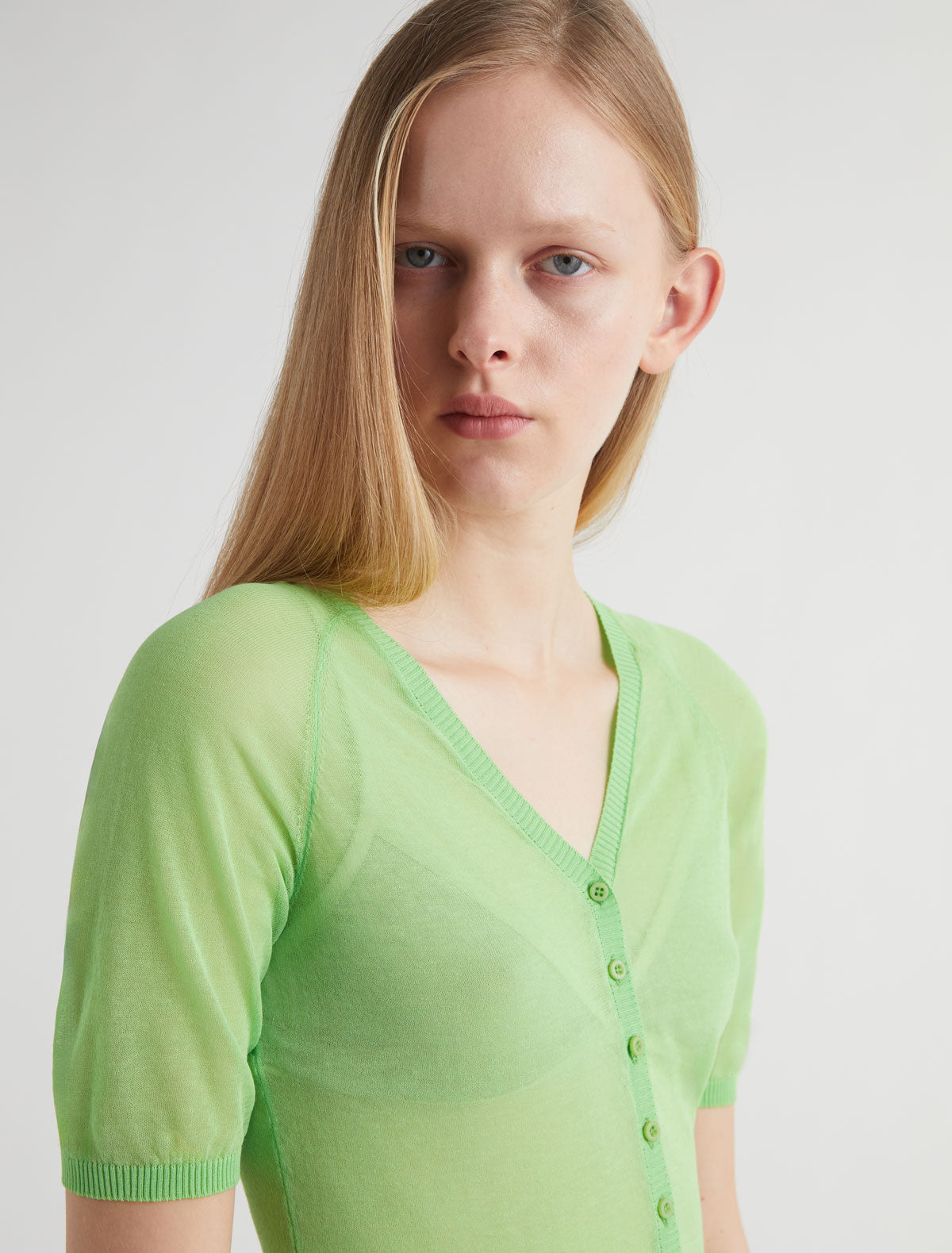 NICE-Green short-sleeve knit cardigan with a V-neckline – paloma wool