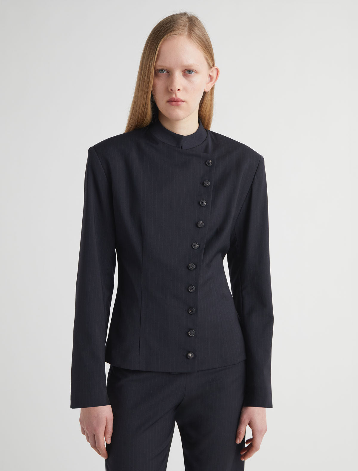 BANJO-Fitted blazer with a crossover front and button closure