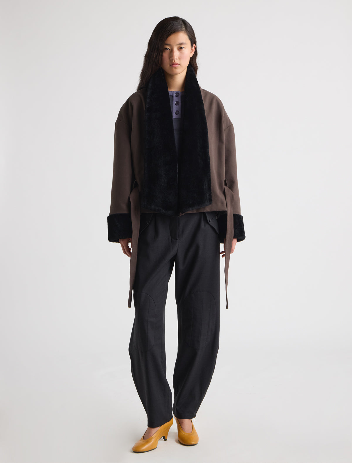 FUMI-Marrón – paloma wool