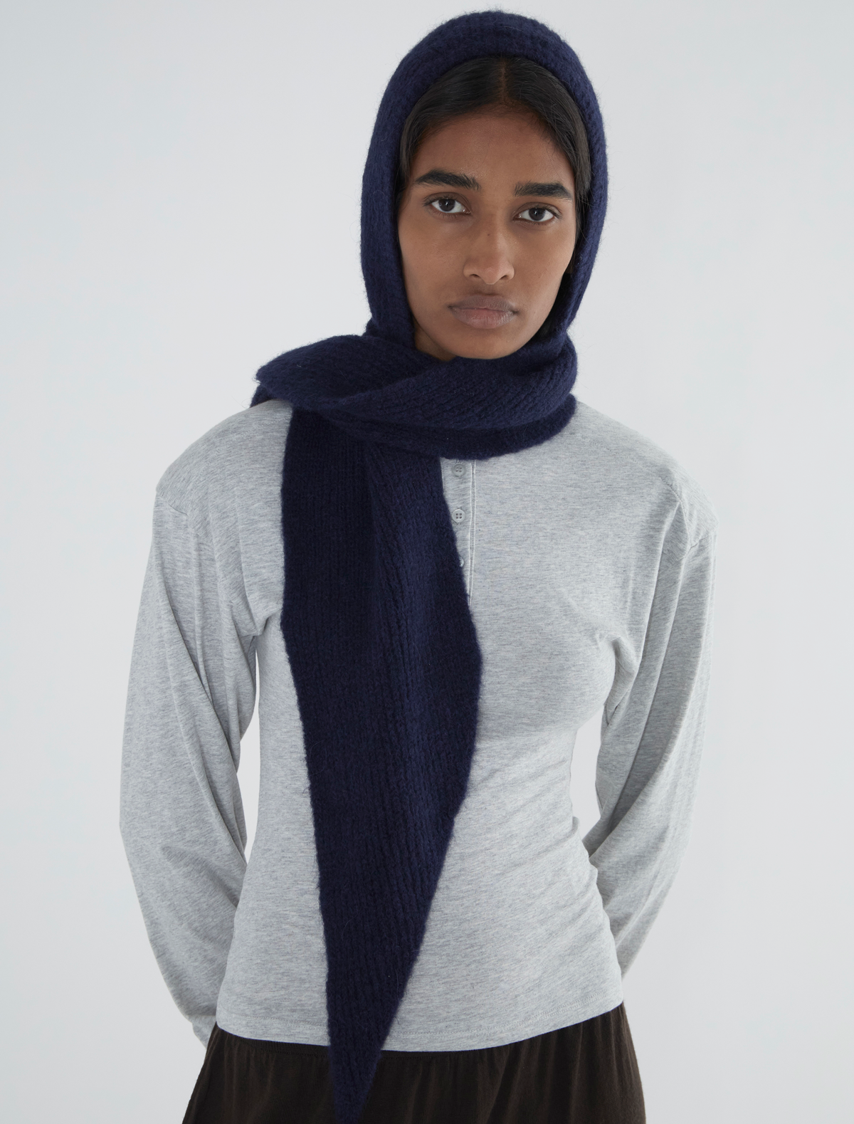 Coucou warm knitted bonnet wide tie darkblue