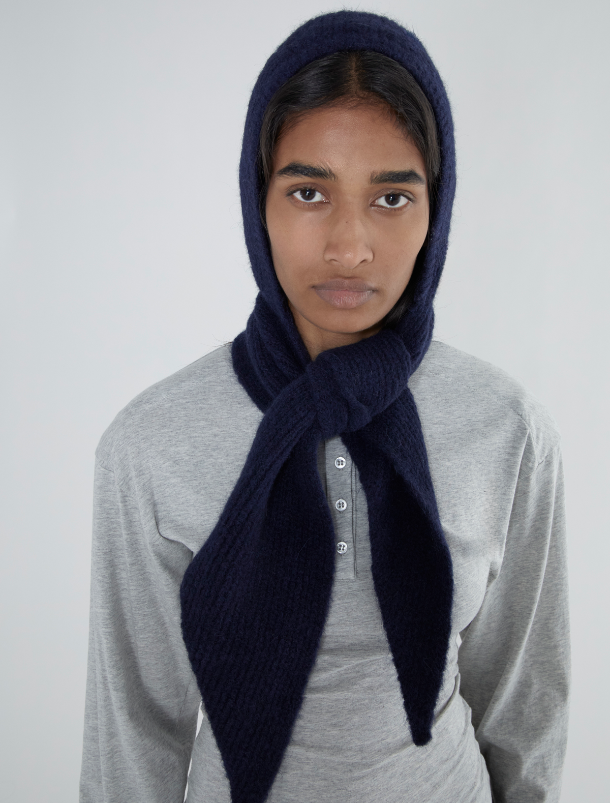 Coucou warm knitted bonnet wide tie darkblue