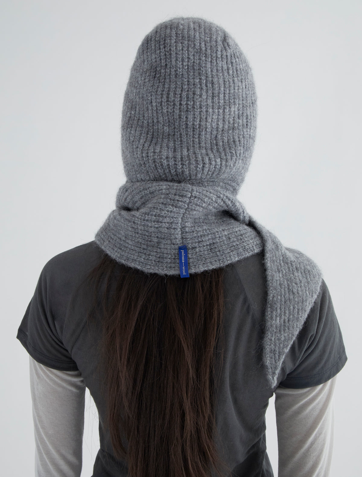 Coucou warm knitted bonnet wide tie lightgrey