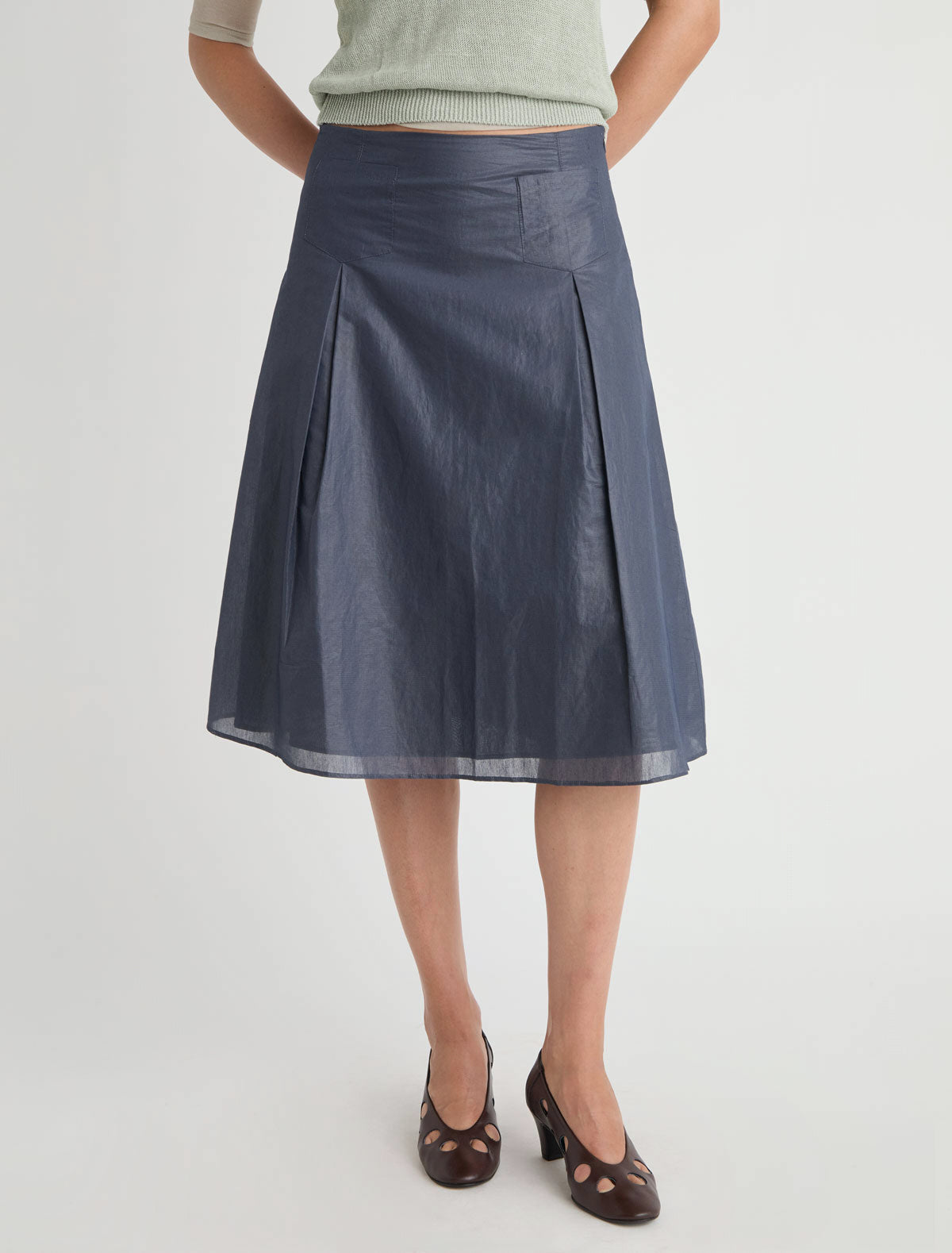 DIMI-Navy midi skirt with a flared silhouette and front pocket