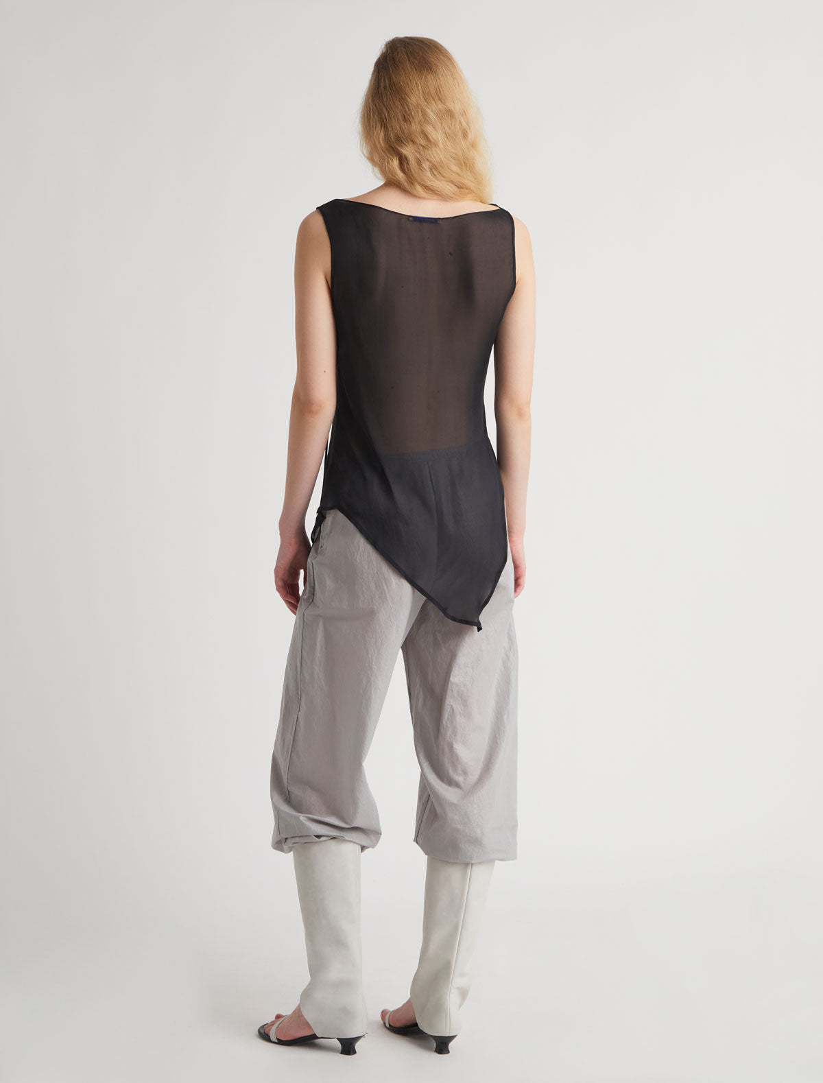 MANUELA-Off-white sandal boot with a thin toe strap – paloma wool