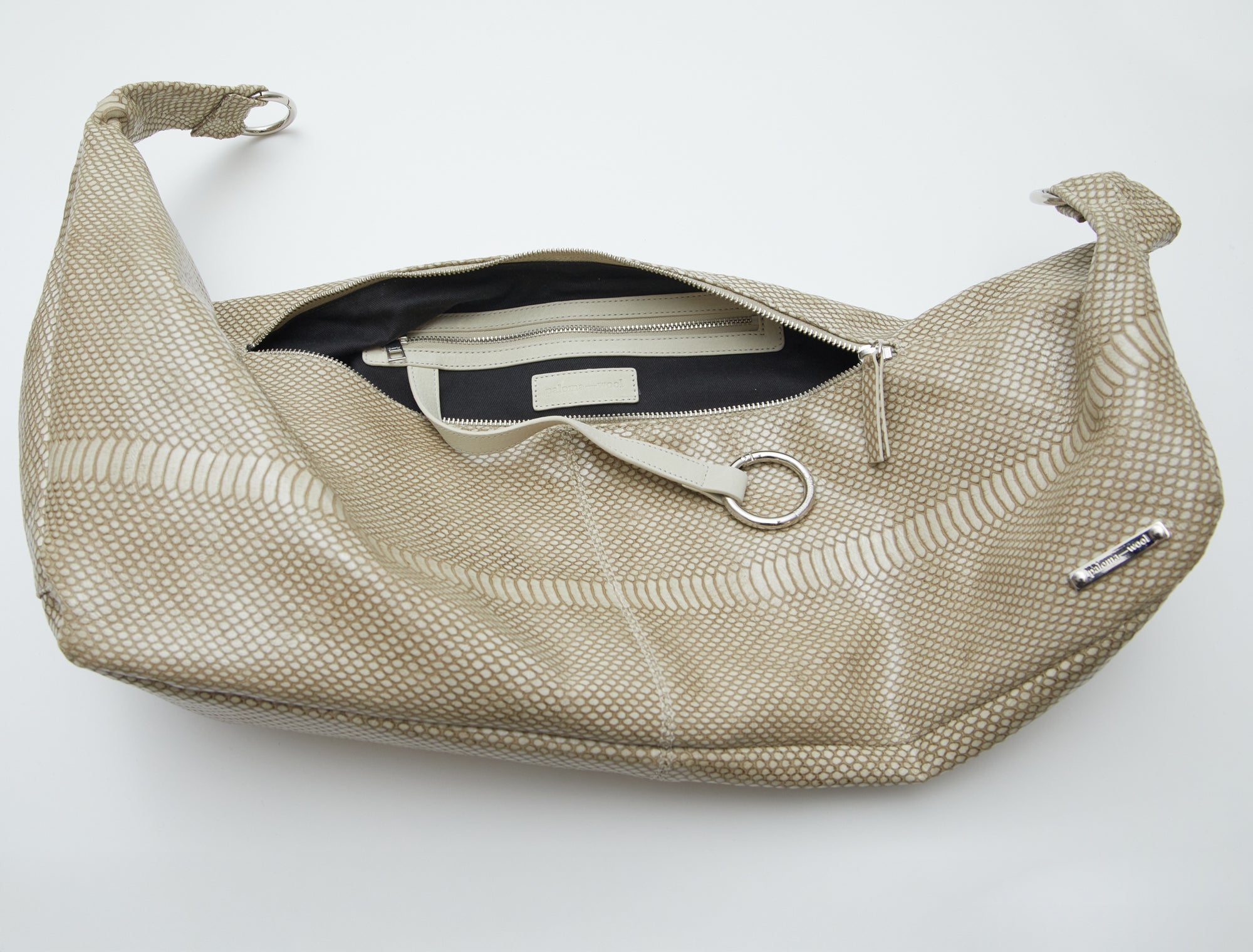 DRY II-Crudo – paloma wool
