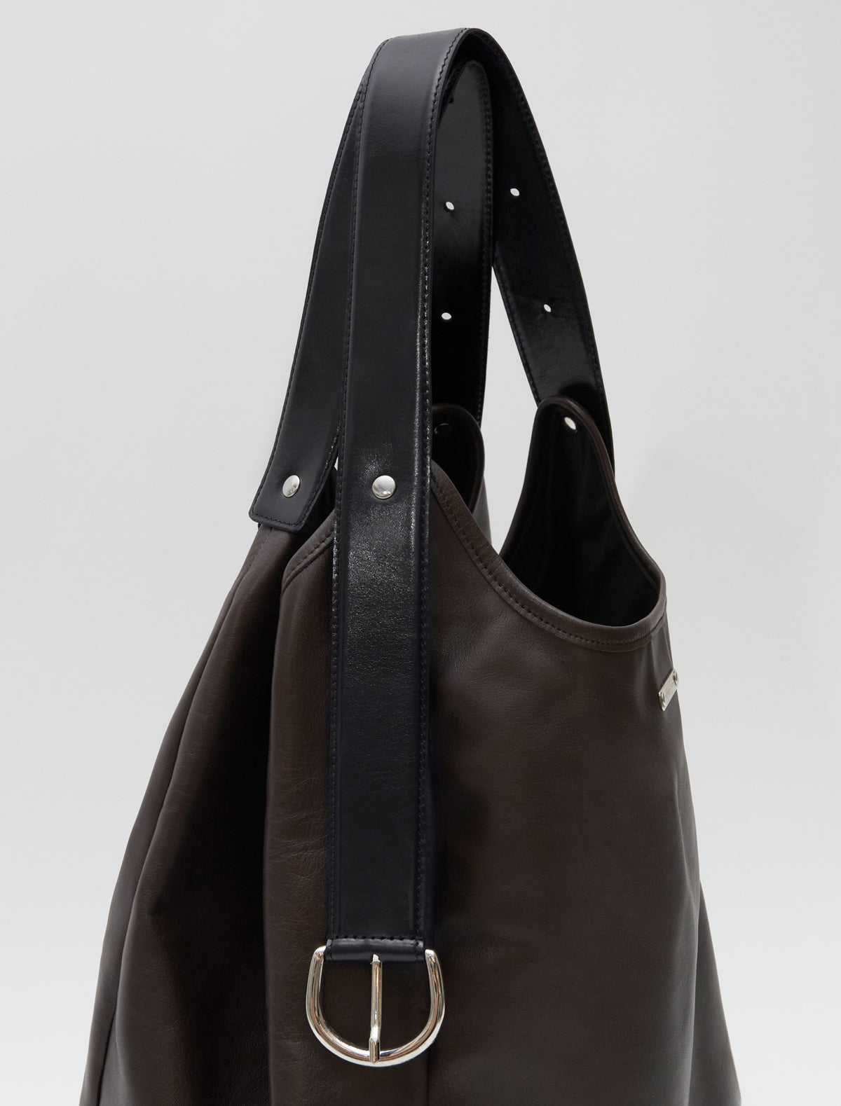 Big emilie bucket bag belt inspired handle design brown