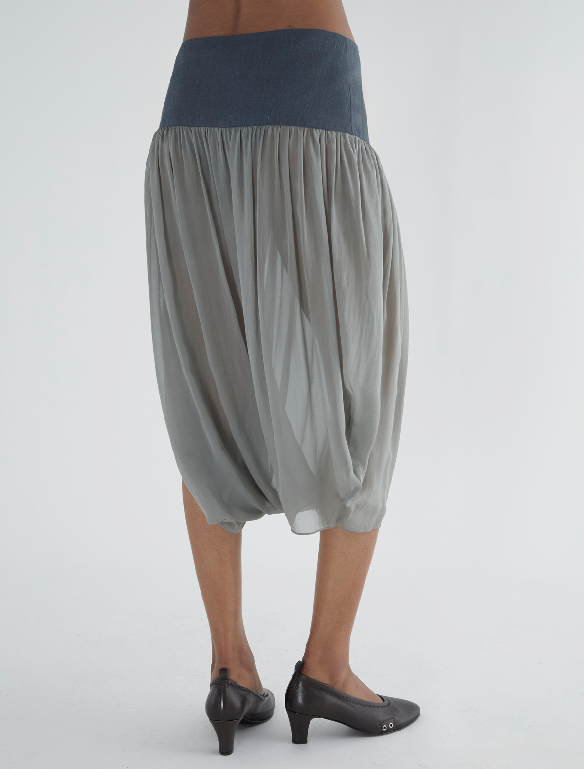 no 2644 / Mila