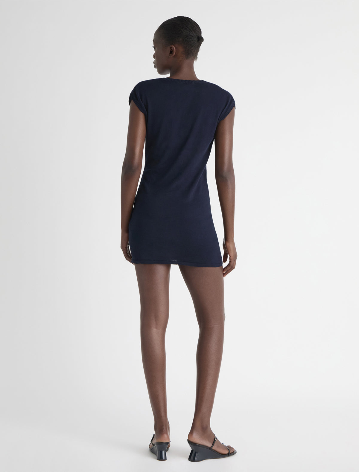 Hari sleeveless knitted top v neck sweatshirt style pocket navy
