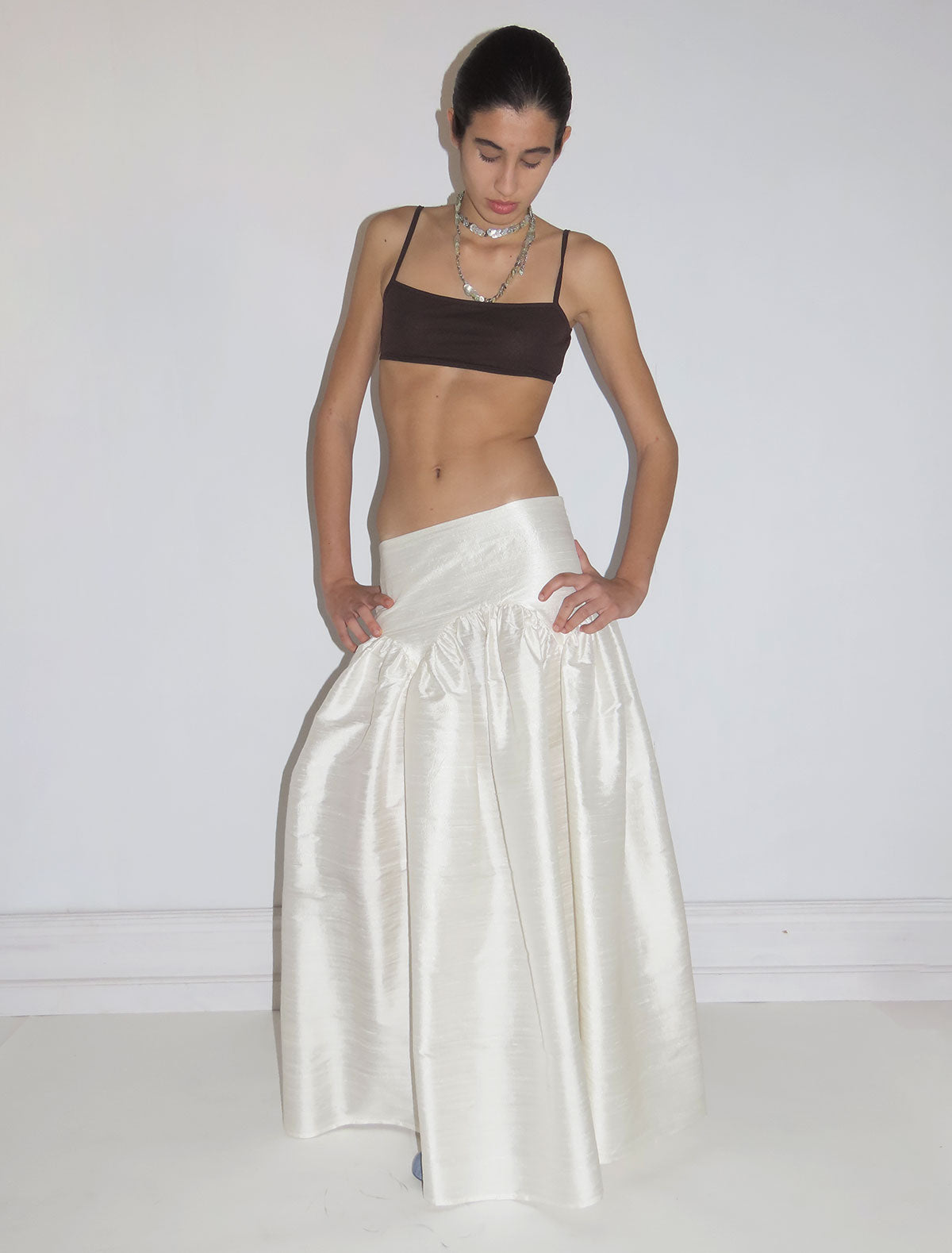 Pallon low waist silk puffy skirt white