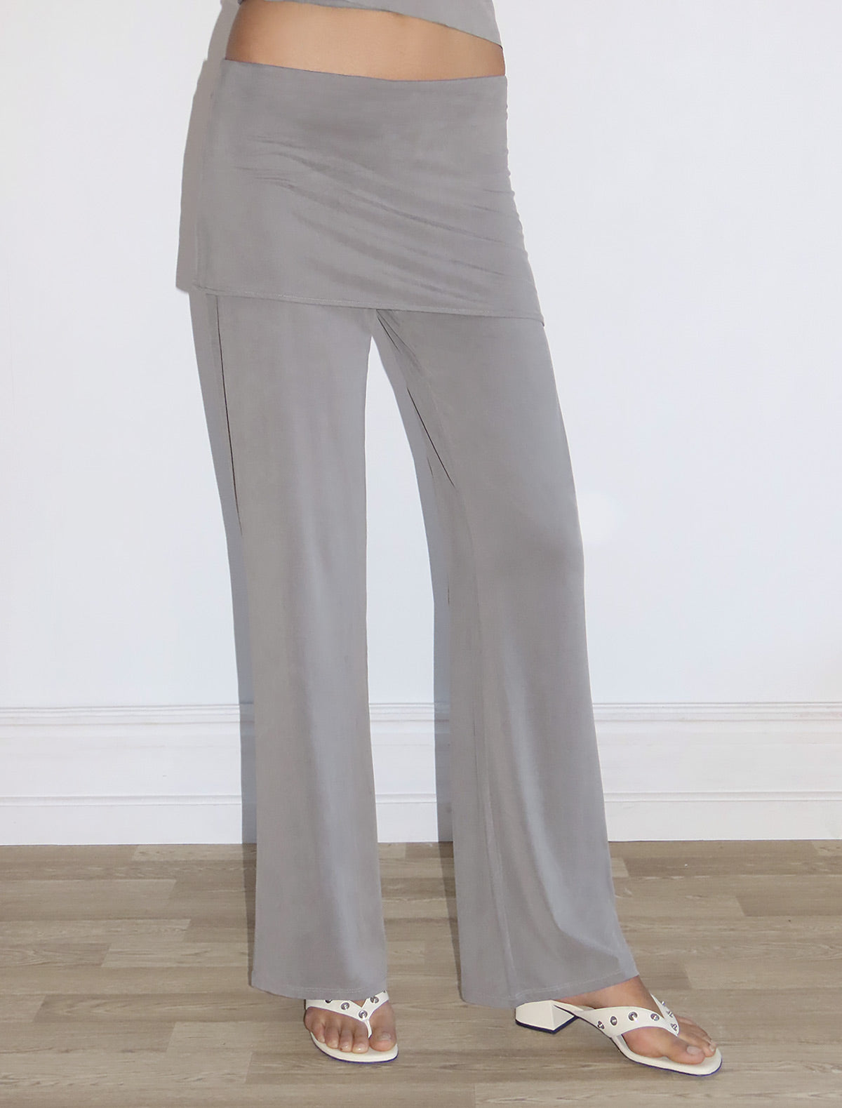 ALEXIA- Grey stitched cupro pants and mini-skirt piece