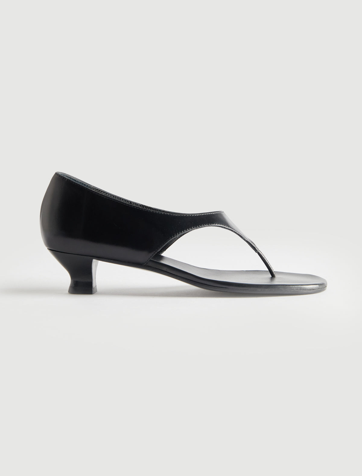 ISABELLA-Negro – paloma wool