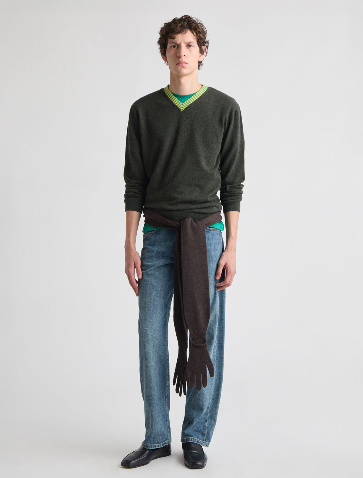 Lani soft wool v neck sweater classic look green