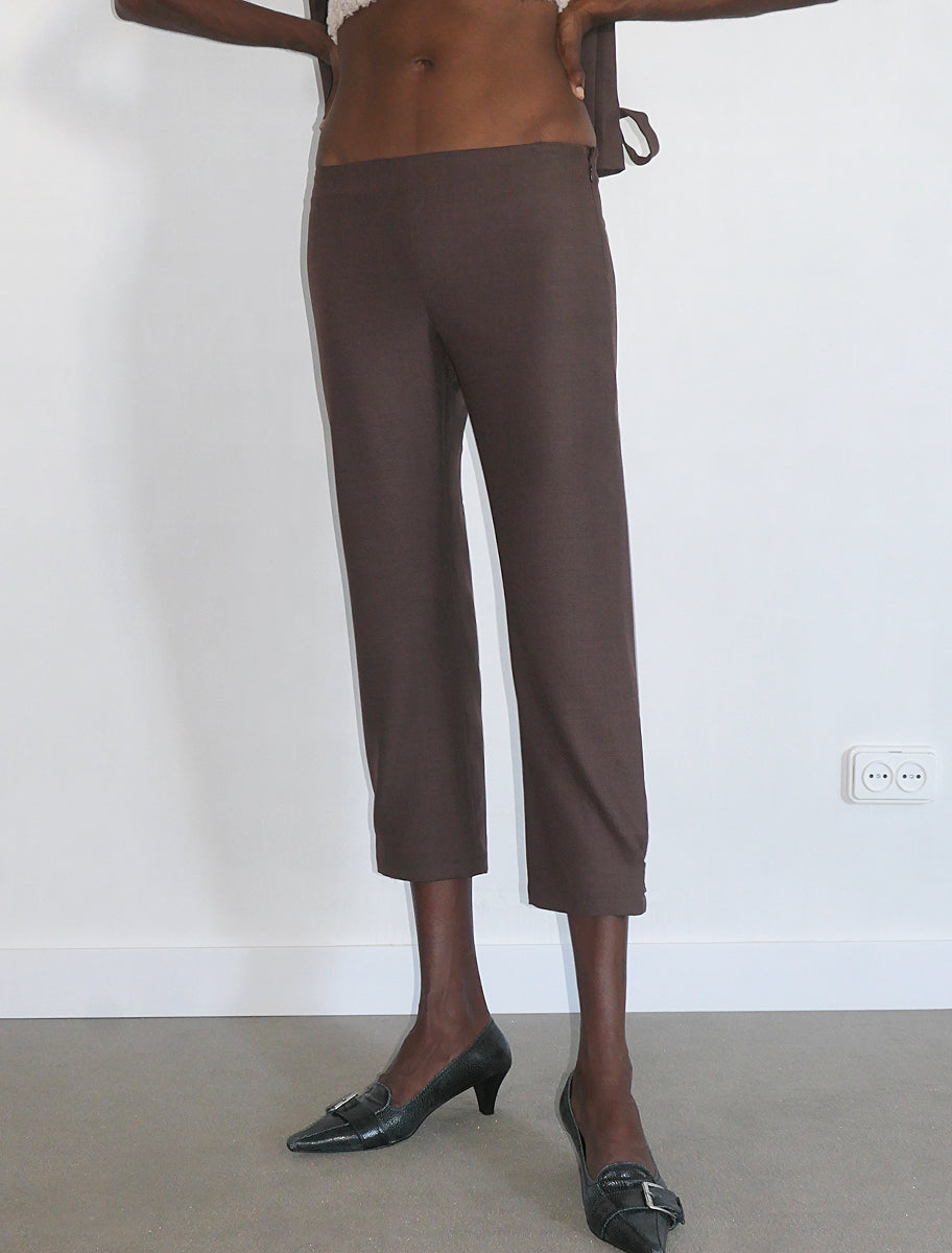 VIGO-Low-waisted capri pants with adjustable hem