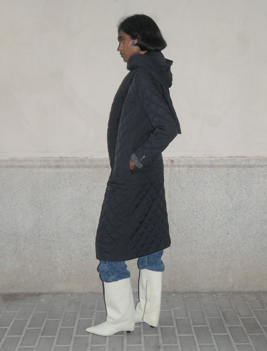 Otter long padded puffer removable scarf black