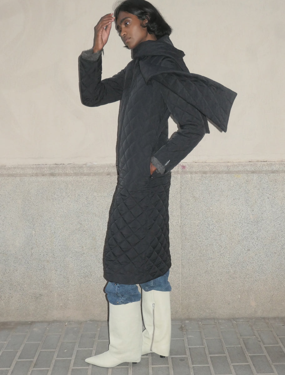 Otter long padded puffer removable scarf black