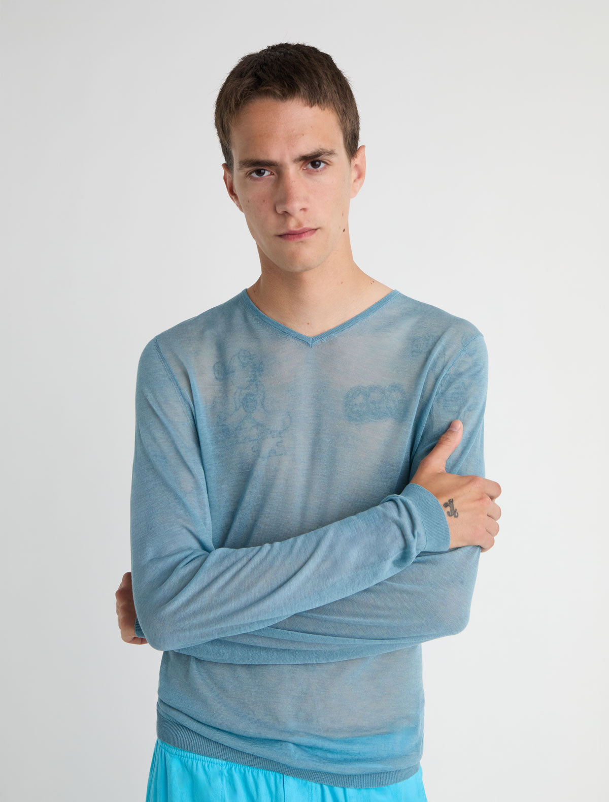 Losa b mens long sleeved v neck sweater