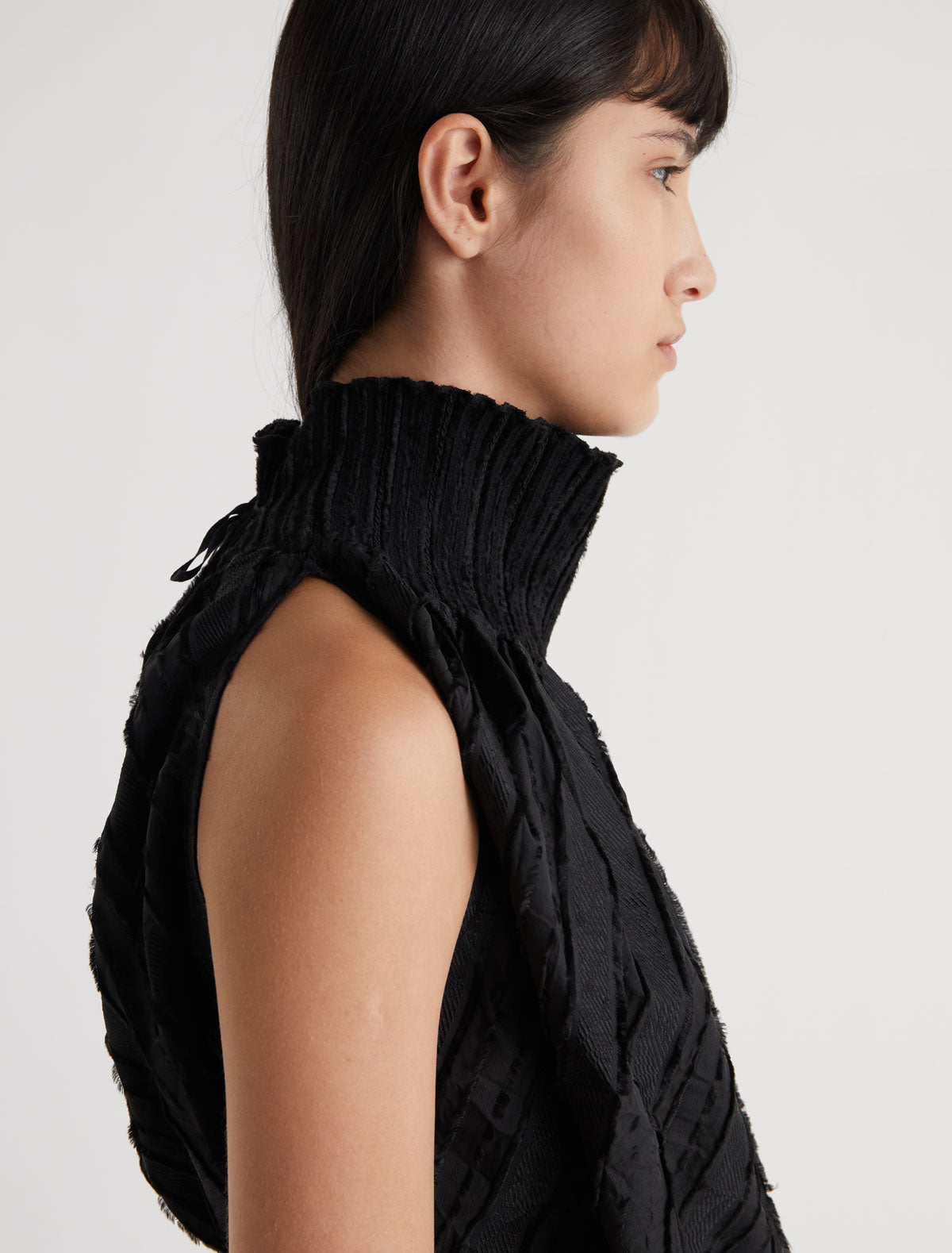 Lupe top halter top tie back fastening adjustable fit black